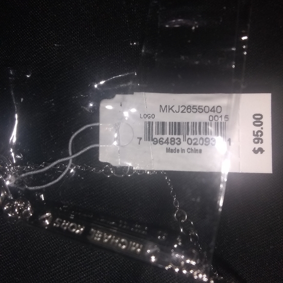 Michael Kohrs silver Necklace w/diamond - Picture 3 of 4